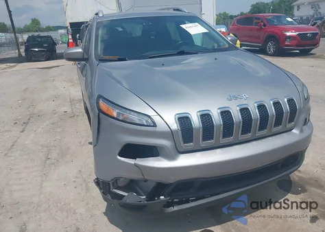 2016 Jeep Cherokee Latitude из США, поврежденный, VIN 1C4PJMCB6GW199546